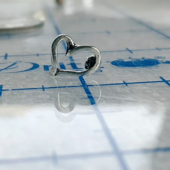 ❌SOLD❌Boho Silver Tone Earrings Hearts Stud and Dangle Turquoise Set Beads - Picture 9 of 16